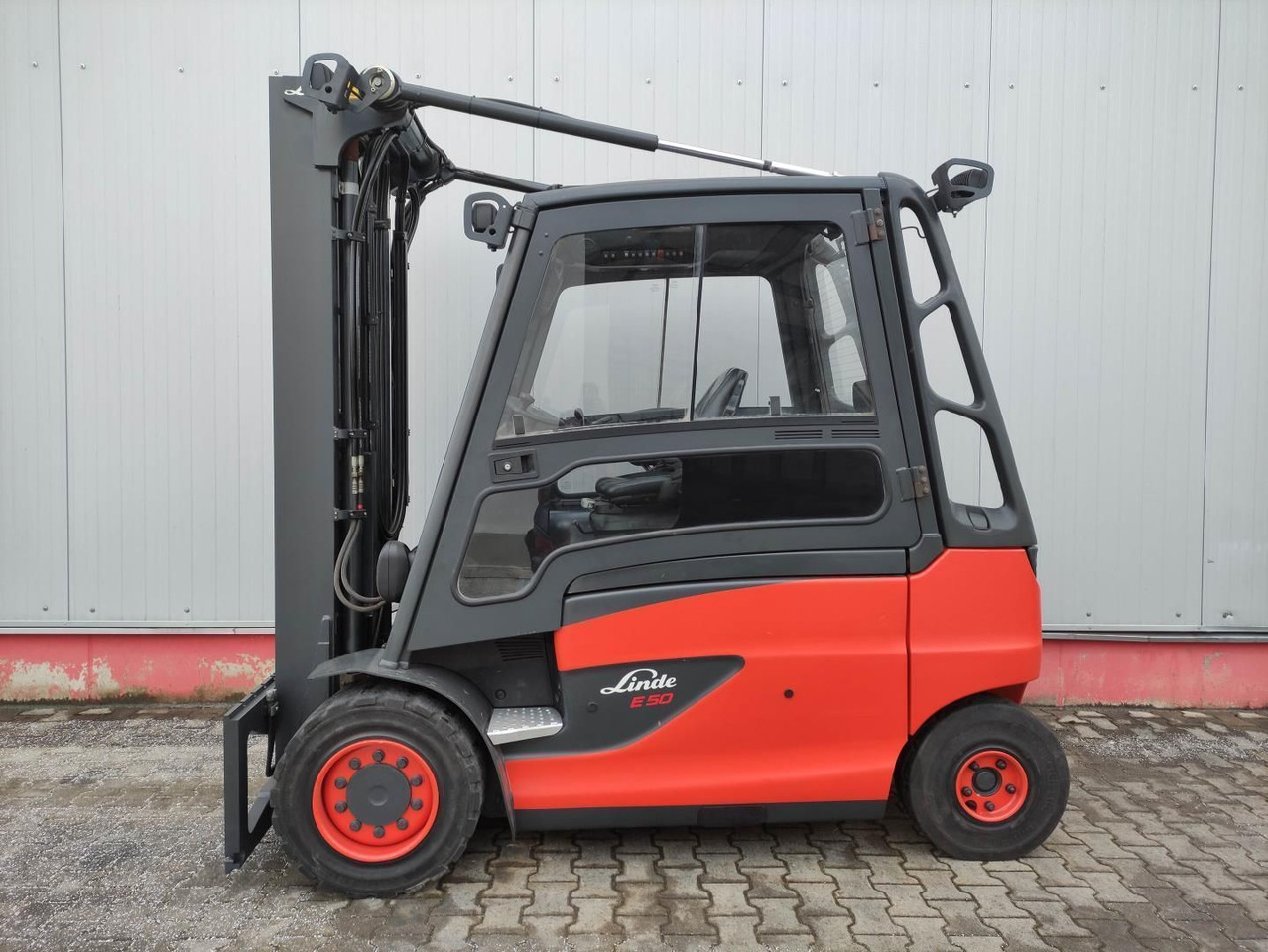 Linde E50HL-01-388 - Elektrostapler: das Bild 1 Linde E50HL-01-388 - Elektrostapler: das Bild 1