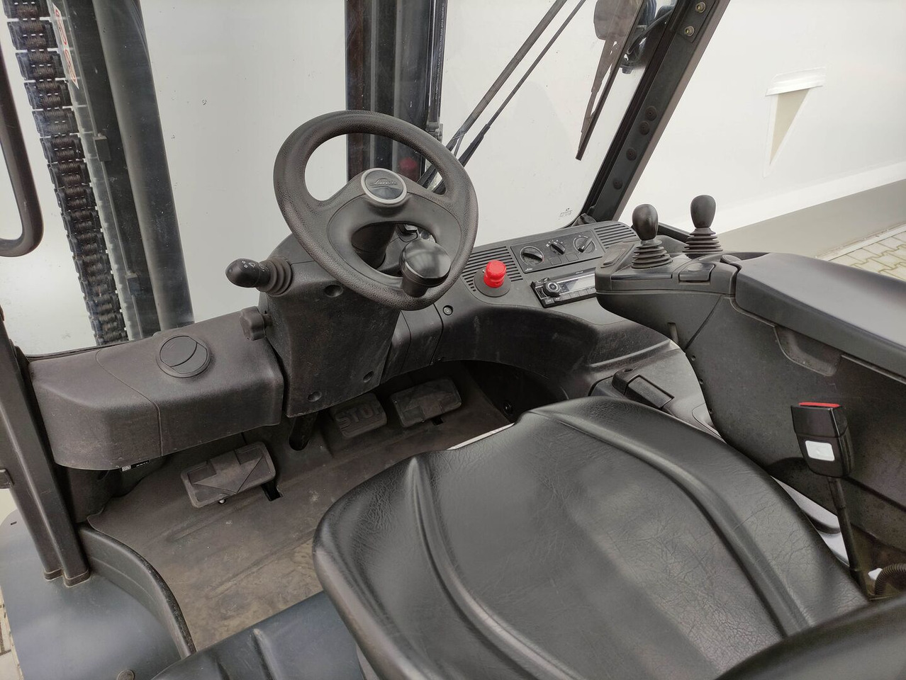 Linde E50HL-01-388 - Elektrostapler: das Bild 5 Linde E50HL-01-388 - Elektrostapler: das Bild 5