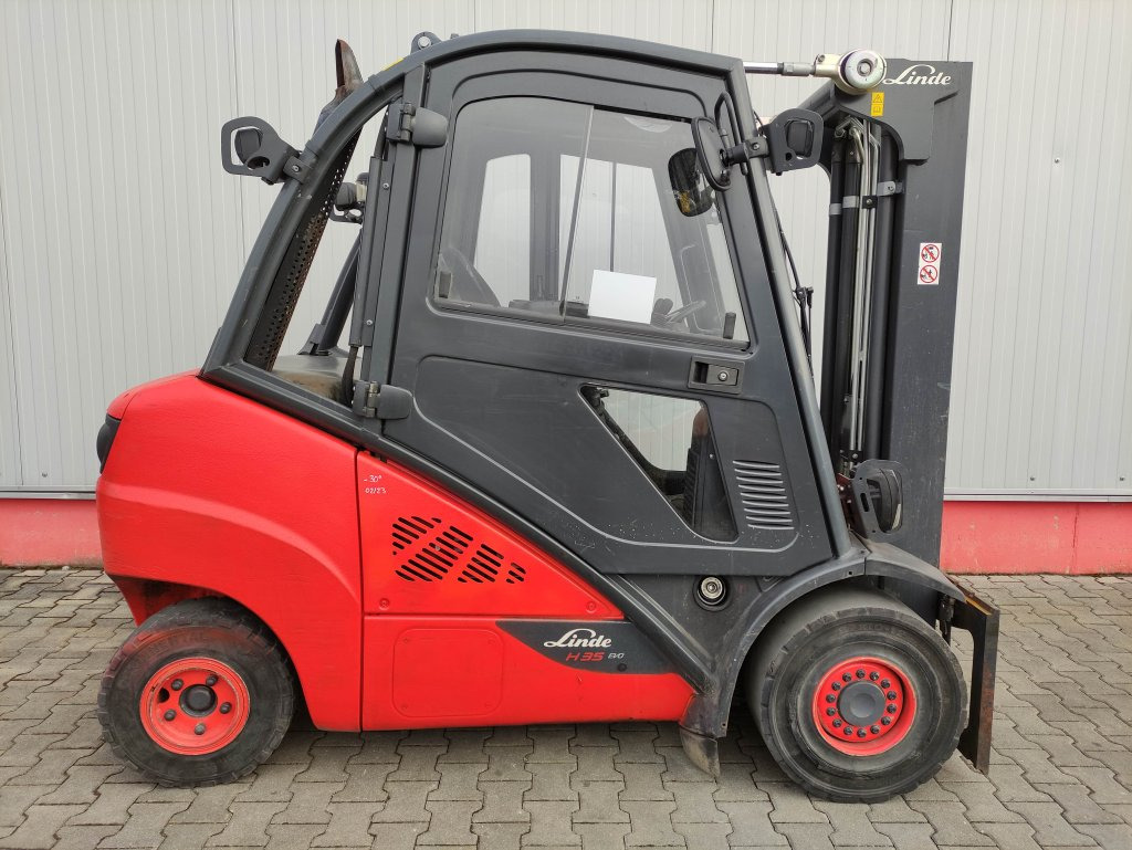 Linde H35D-02-393-EVO - Dieselstapler: das Bild 2 Linde H35D-02-393-EVO - Dieselstapler: das Bild 2