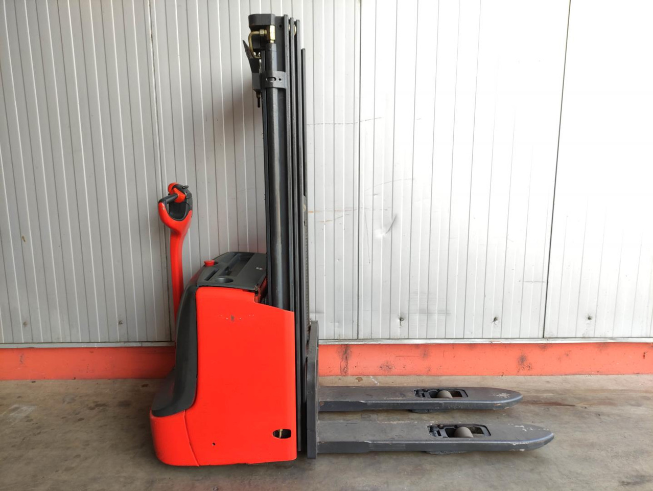 Linde L12i-1172 - Hochhubwagen: das Bild 2 Linde L12i-1172 - Hochhubwagen: das Bild 2
