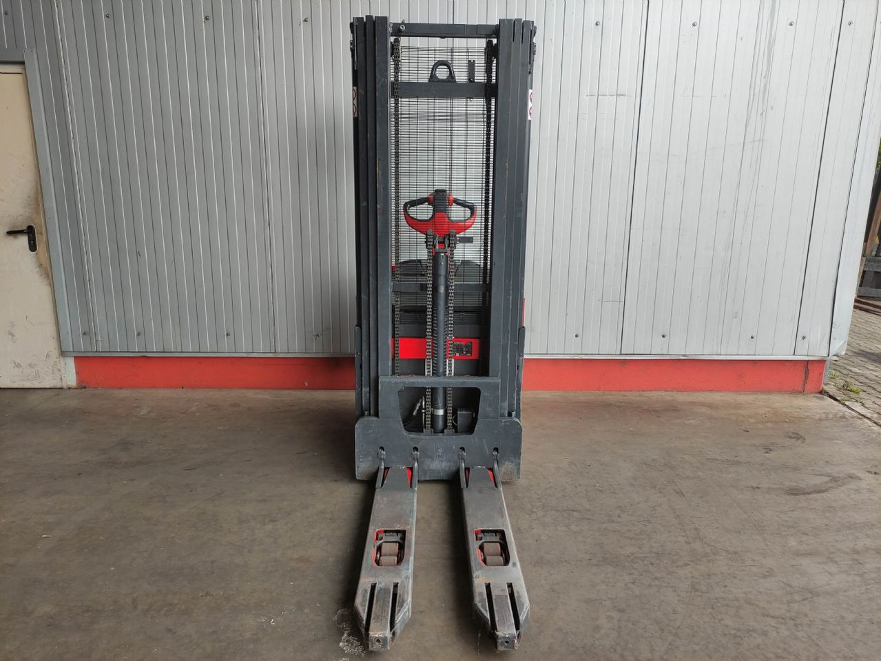 Linde L14 APi - Hochhubwagen: das Bild 3 Linde L14 APi - Hochhubwagen: das Bild 3