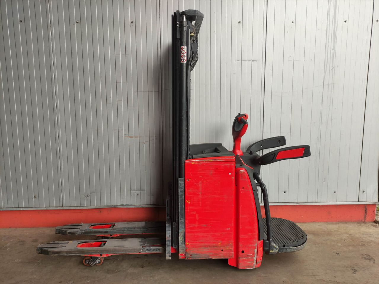 Linde L14 APi - Hochhubwagen: das Bild 1 Linde L14 APi - Hochhubwagen: das Bild 1