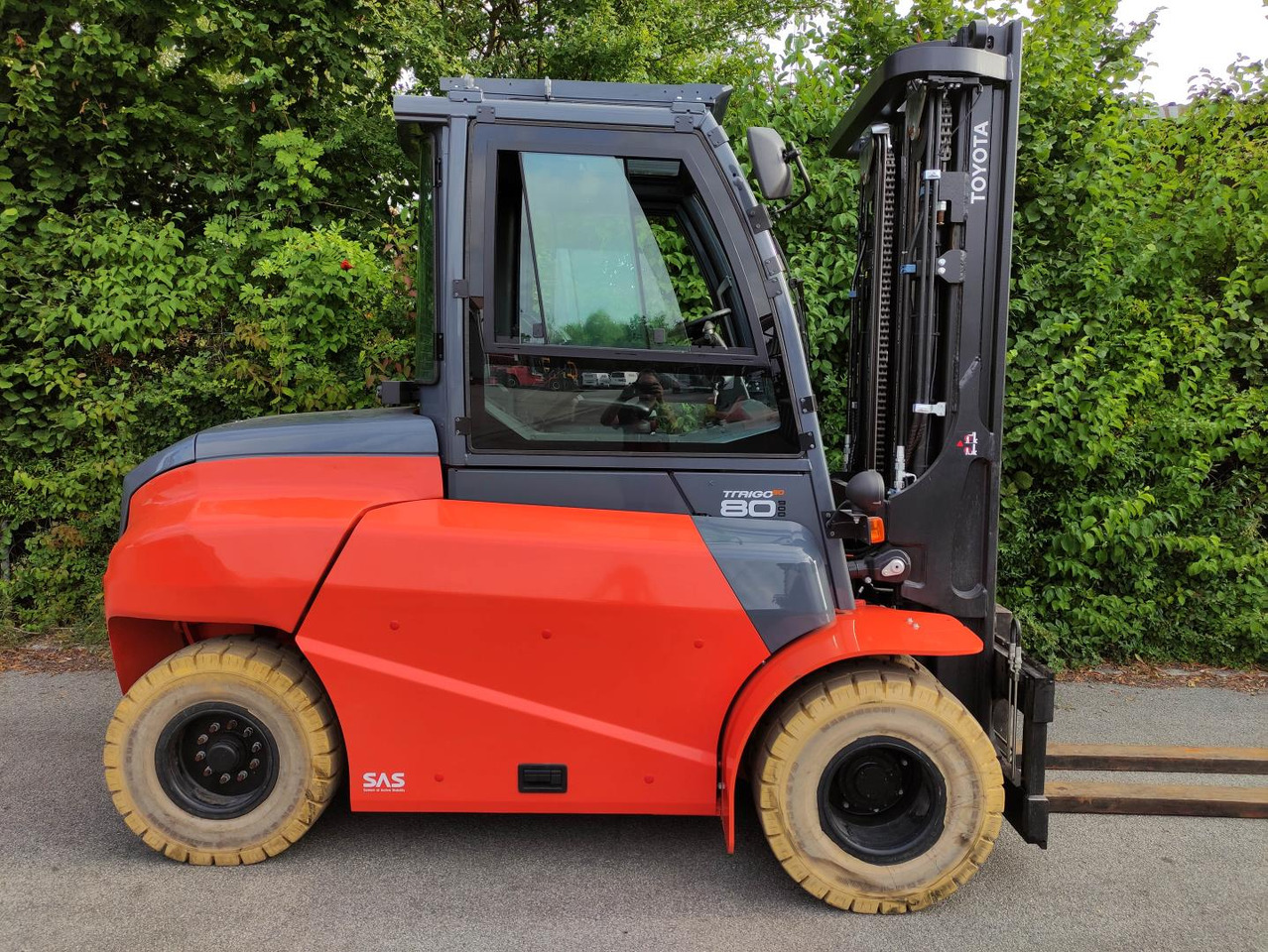 Toyota 9FBH80T900 - Elektrostapler: das Bild 2 Toyota 9FBH80T900 - Elektrostapler: das Bild 2