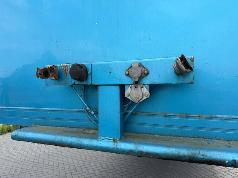 Floor FLO 12 202A 2 ASSEN, LAADKLEP. - Koffer Auflieger: das Bild 2 Floor FLO 12 202A 2 ASSEN, LAADKLEP. - Koffer Auflieger: das Bild 2