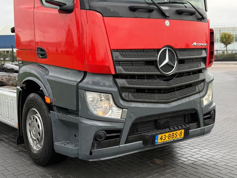 Mercedes-Benz ACTROS HAAKARM SYSTEEM, GOEDE STAAT, OMVORMER, 616.802 KM. - Abrollkipper: das Bild 5 Mercedes-Benz ACTROS HAAKARM SYSTEEM, GOEDE STAAT, OMVORMER, 616.802 KM. - Abrollkipper: das Bild 5