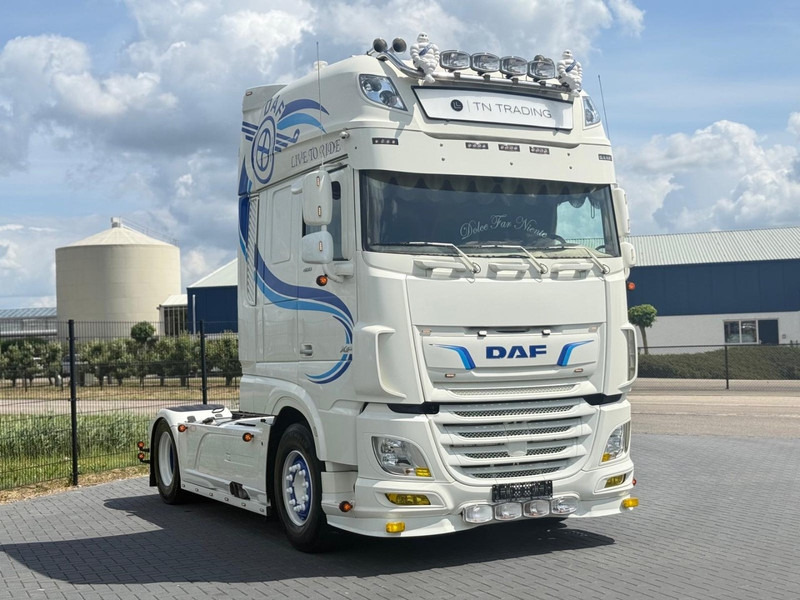 DAF XF 480 SHOW TRUCK, LOW MILEAGE, RETARDER, INTERIOR, TOP! - Sattelzugmaschine: das Bild 1 DAF XF 480 SHOW TRUCK, LOW MILEAGE, RETARDER, INTERIOR, TOP! - Sattelzugmaschine: das Bild 1