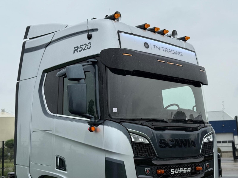 Scania R 520 FULL AIR, RETARDER, 2X TANK, SHOW, FULL SPOILER. - Sattelzugmaschine: das Bild 5 Scania R 520 FULL AIR, RETARDER, 2X TANK, SHOW, FULL SPOILER. - Sattelzugmaschine: das Bild 5