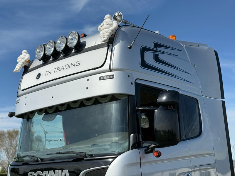 Scania R520 V8 FULL AIR, STEERING PUSHER, SHOW TRUCK, TOP - Sattelzugmaschine: das Bild 3 Scania R520 V8 FULL AIR, STEERING PUSHER, SHOW TRUCK, TOP - Sattelzugmaschine: das Bild 3