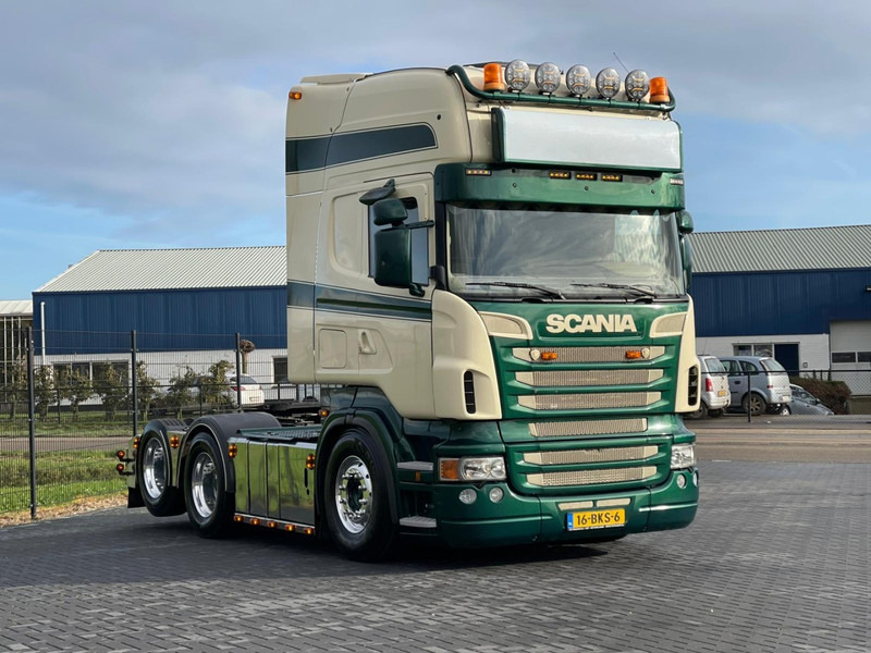 Scania R580 SHOW TRUCK, SPECIAL INTERIOR, FULL AIR, RETARDER. - Sattelzugmaschine: das Bild 1 Scania R580 SHOW TRUCK, SPECIAL INTERIOR, FULL AIR, RETARDER. - Sattelzugmaschine: das Bild 1