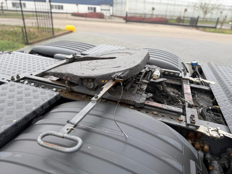 Sattelzugmaschine Scania R660 VOLLUCHT, ALCOA, LEER, RETARDER, TOP, NEGEN TONS VOORAS.: das Bild 17 Sattelzugmaschine Scania R660 VOLLUCHT, ALCOA, LEER, RETARDER, TOP, NEGEN TONS VOORAS.: das Bild 17