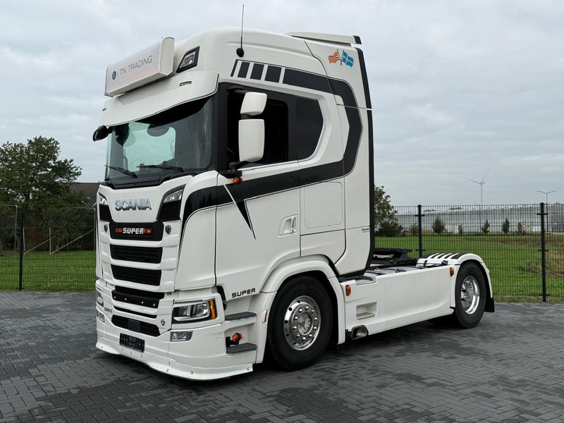 Scania S520 V8 NGS FULL SPOILER, PARK COOLER, FULL AIR, RETARDER, 6 BALLOONS. - Sattelzugmaschine: das Bild 3 Scania S520 V8 NGS FULL SPOILER, PARK COOLER, FULL AIR, RETARDER, 6 BALLOONS. - Sattelzugmaschine: das Bild 3