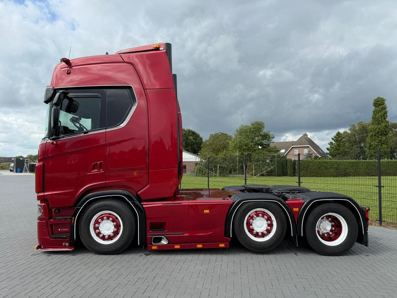 Scania S580 V8 NGS SHOWTRUCK, VOLLUCHT, RETARDER, LEER, GESTUURD. - Leasing Scania S580 V8 NGS SHOWTRUCK, VOLLUCHT, RETARDER, LEER, GESTUURD.: das Bild 10