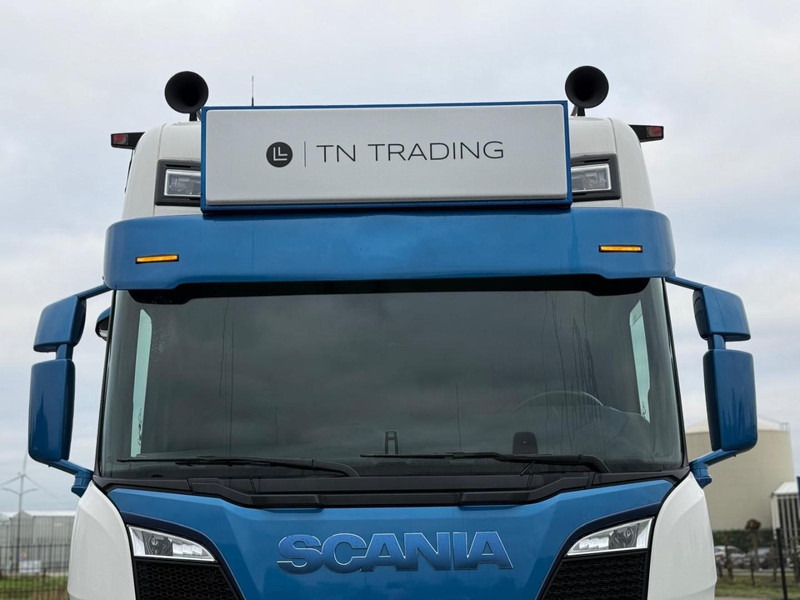 Scania S660 BOOGIE, VOLLUCHT, RETARDER, LEER. - Sattelzugmaschine: das Bild 5 Scania S660 BOOGIE, VOLLUCHT, RETARDER, LEER. - Sattelzugmaschine: das Bild 5