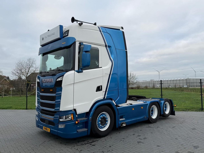 Scania S660 BOOGIE, VOLLUCHT, RETARDER, LEER. - Sattelzugmaschine: das Bild 3 Scania S660 BOOGIE, VOLLUCHT, RETARDER, LEER. - Sattelzugmaschine: das Bild 3
