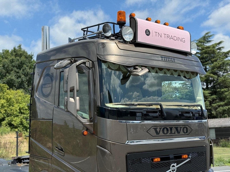 Volvo FH 13.500 SHOW TRUCK, FULL AIR, INTERIOR, TOP, HYDRAULIC. - Sattelzugmaschine: das Bild 5 Volvo FH 13.500 SHOW TRUCK, FULL AIR, INTERIOR, TOP, HYDRAULIC. - Sattelzugmaschine: das Bild 5