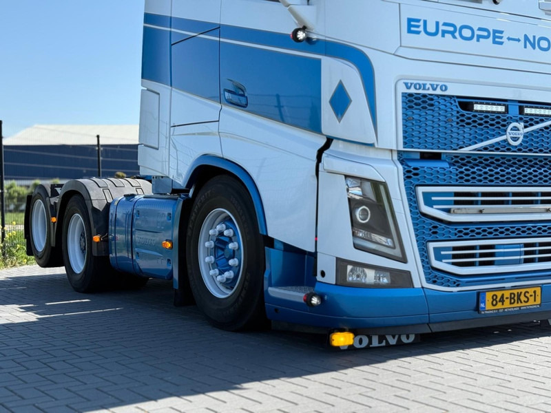 Volvo FH 16.750 FULL AIR, LEATHER, SHOW, TOP CONDITION, XL CABINE. - Sattelzugmaschine: das Bild 4 Volvo FH 16.750 FULL AIR, LEATHER, SHOW, TOP CONDITION, XL CABINE. - Sattelzugmaschine: das Bild 4