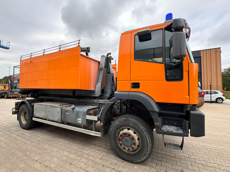 Iveco Eurotrakker 310 4x4 - Feuerwehrfahrzeug: das Bild 4 Iveco Eurotrakker 310 4x4 - Feuerwehrfahrzeug: das Bild 4
