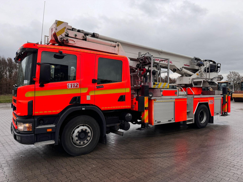 Scania P94G310 - Feuerwehrfahrzeug: das Bild 1 Scania P94G310 - Feuerwehrfahrzeug: das Bild 1