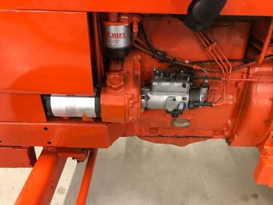 Renault 551 Tracteur sans cabine à 13 500 € exo de tva - Traktor: das Bild 4 Renault 551 Tracteur sans cabine à 13 500 € exo de tva - Traktor: das Bild 4