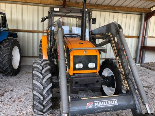 Renault CERES 95 X TRACTEUR + CHARGEUR MX80 - Traktor: das Bild 4 Renault CERES 95 X TRACTEUR + CHARGEUR MX80 - Traktor: das Bild 4