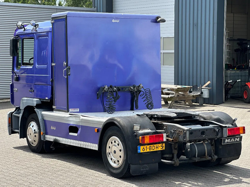 MAN 14.224 4x2 Euro 2 / 6 Cilinder / Manual / 290Tkm! - Sattelzugmaschine: das Bild 4 MAN 14.224 4x2 Euro 2 / 6 Cilinder / Manual / 290Tkm! - Sattelzugmaschine: das Bild 4