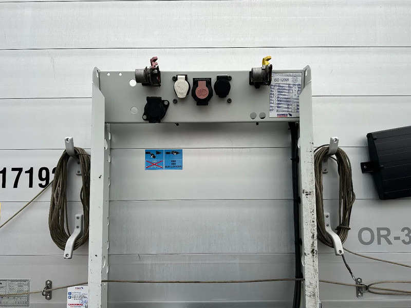 Schmitz Cargobull Schuifzeil met Coil / Rotos-Disc / APK 11-2026 - Planenauflieger: das Bild 5 Schmitz Cargobull Schuifzeil met Coil / Rotos-Disc / APK 11-2026 - Planenauflieger: das Bild 5