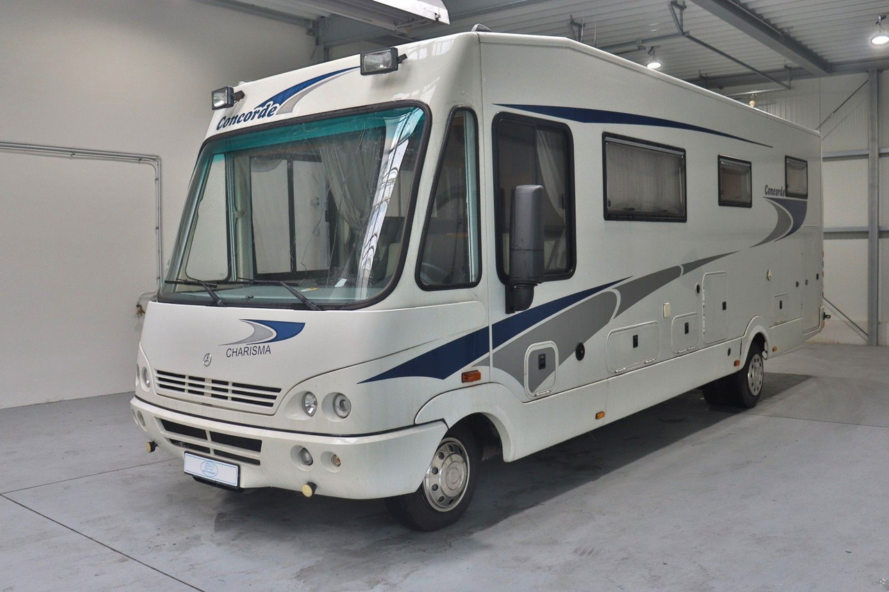 Concorde Charisma I 880 F/Automatik/Festbett/Klima/Solar Concorde Charisma I 880 F/Automatik/Festbett/Klima/Solar - Integriertes Wohnmobil: das Bild 2 Concorde Charisma I 880 F/Automatik/Festbett/Klima/Solar Concorde Charisma I 880 F/Automatik/Festbett/Klima/Solar - Integriertes Wohnmobil: das Bild 2
