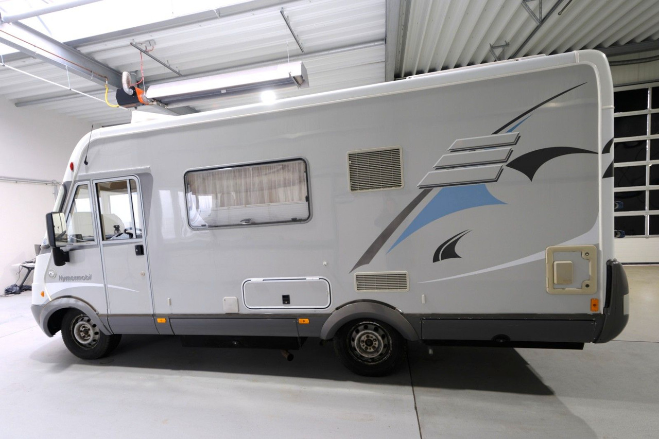 HYMER / ERIBA / HYMERCAR B 544 Automatik / Klimaanlage / DPF Grün - Integriertes Wohnmobil: das Bild 3 HYMER / ERIBA / HYMERCAR B 544 Automatik / Klimaanlage / DPF Grün - Integriertes Wohnmobil: das Bild 3