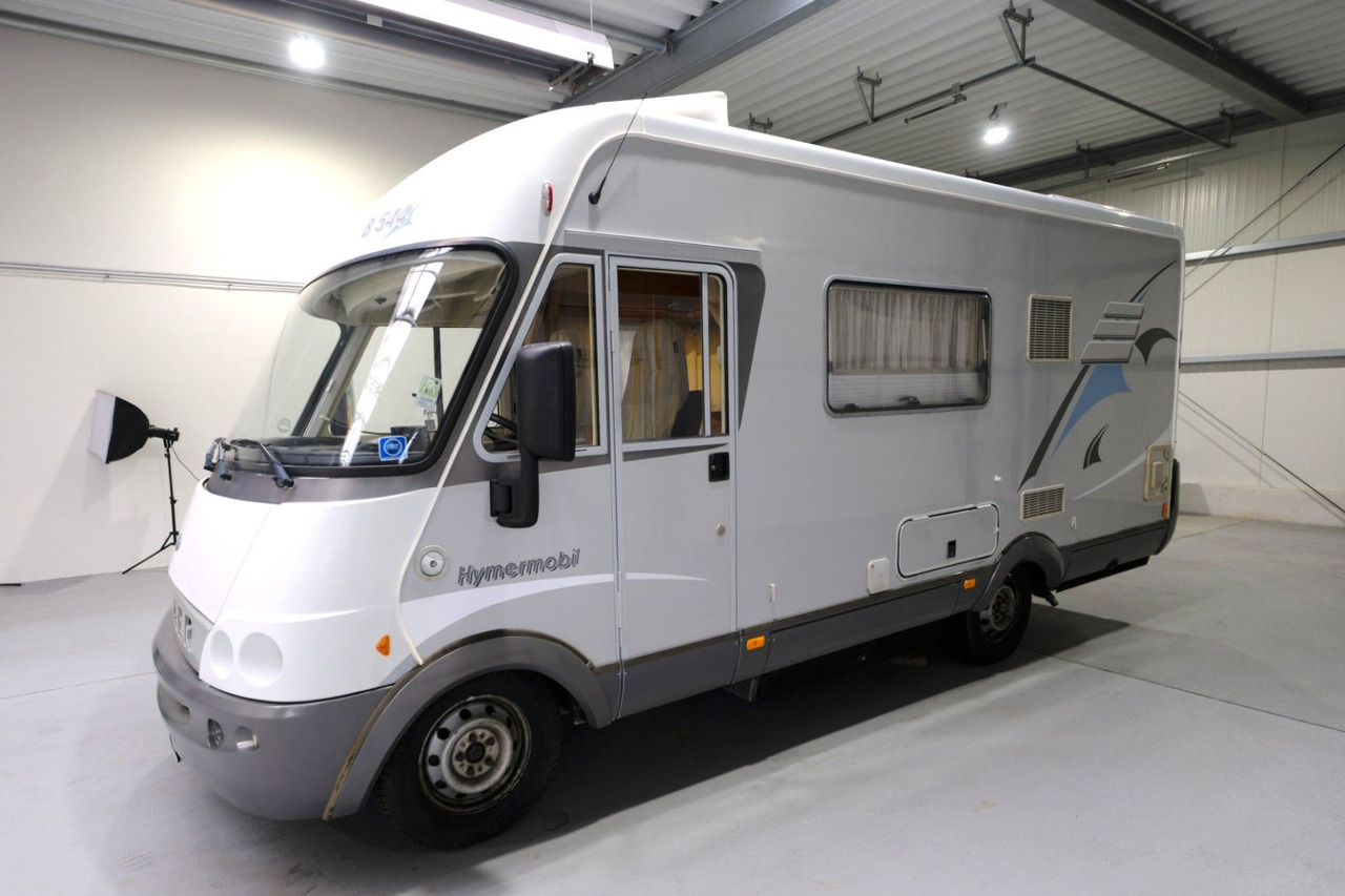 HYMER / ERIBA / HYMERCAR B 544 Automatik / Klimaanlage / DPF Grün - Integriertes Wohnmobil: das Bild 2 HYMER / ERIBA / HYMERCAR B 544 Automatik / Klimaanlage / DPF Grün - Integriertes Wohnmobil: das Bild 2