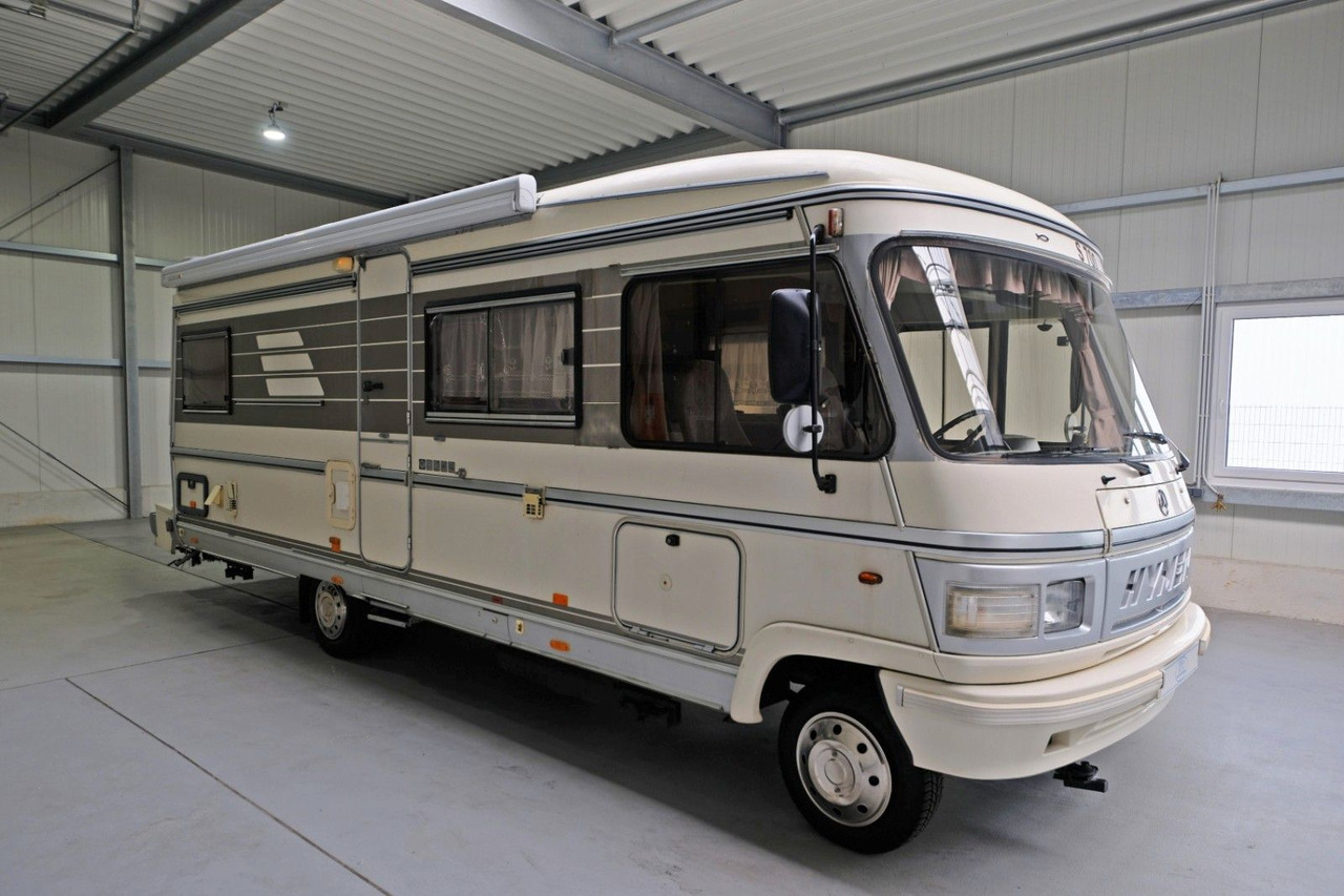 HYMER / ERIBA / HYMERCAR S 700/Festbett+Hubbett/Standklima/Markise - Integriertes Wohnmobil: das Bild 1 HYMER / ERIBA / HYMERCAR S 700/Festbett+Hubbett/Standklima/Markise - Integriertes Wohnmobil: das Bild 1