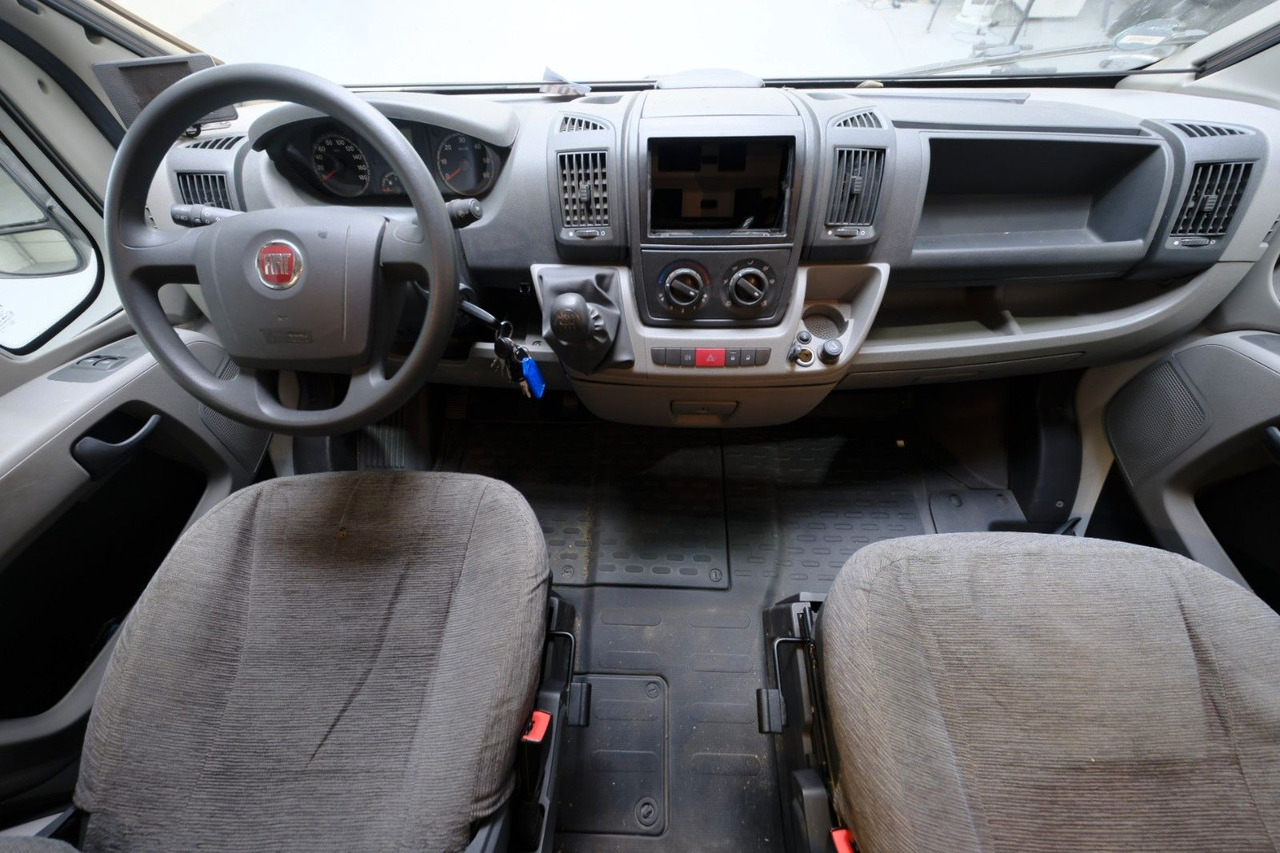Teilintegriertes Wohnmobil Knaus Van TI 600 ME/Einzelbetten/Garage/Klima/Solar: das Bild 7