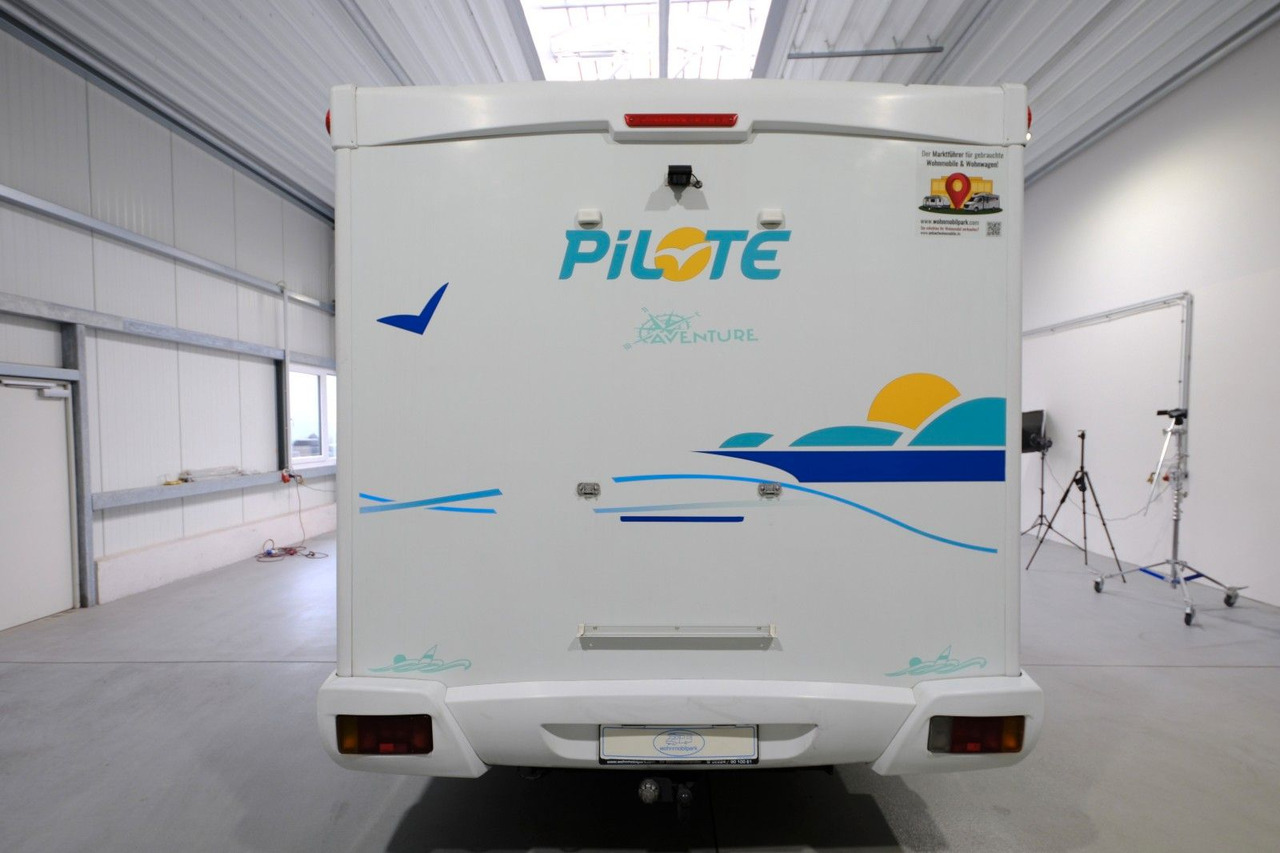 Pilote Aventura/Festbett+Hubbett/Garage/Klima/Solar - Integriertes Wohnmobil: das Bild 5 Pilote Aventura/Festbett+Hubbett/Garage/Klima/Solar - Integriertes Wohnmobil: das Bild 5
