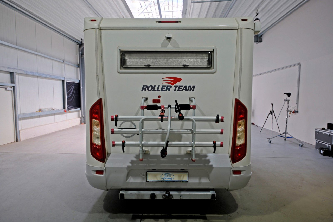 Roller Team Granduca Garage P/Festbett/Klima/Garage/Markise - Teilintegriertes Wohnmobil: das Bild 3 Roller Team Granduca Garage P/Festbett/Klima/Garage/Markise - Teilintegriertes Wohnmobil: das Bild 3