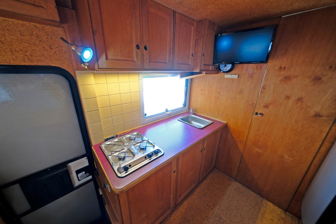 Alkoven Wohnmobil Tischer Stegi I/Solar/dop.Boden/sep.Dusche/TÜV 2-2026: das Bild 10