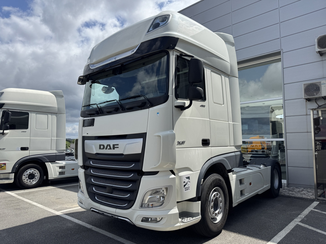 DAF XF 480 Super Space Cab - Sattelzugmaschine: das Bild 2 DAF XF 480 Super Space Cab - Sattelzugmaschine: das Bild 2