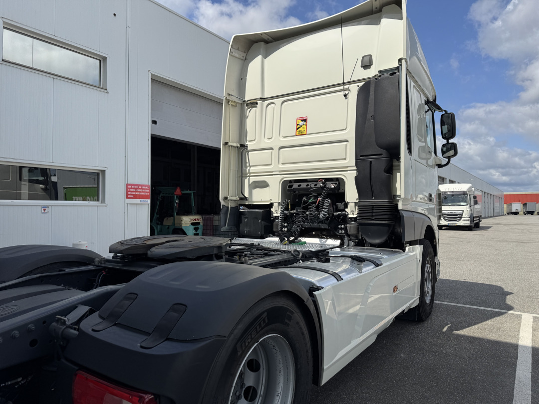 DAF XF 480 Super Space Cab - Sattelzugmaschine: das Bild 3 DAF XF 480 Super Space Cab - Sattelzugmaschine: das Bild 3