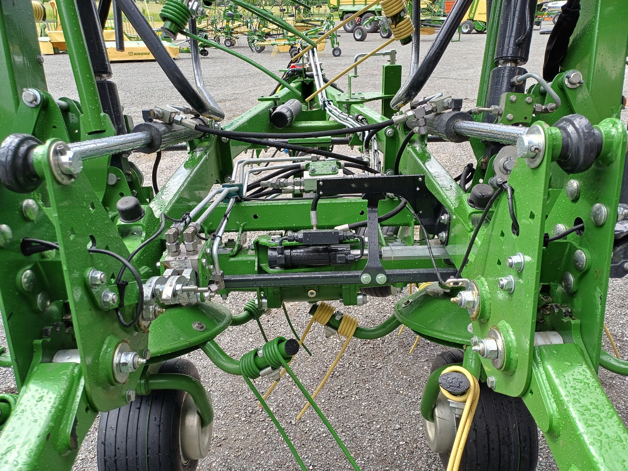 Krone Vendro T 1020 (23756) - Heuwender/ Wenderechen: das Bild 5 Krone Vendro T 1020 (23756) - Heuwender/ Wenderechen: das Bild 5