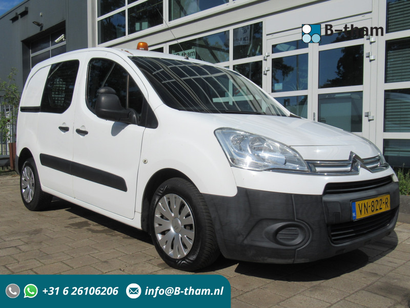 Citroën Berlingo 1.6 e-HDI 700 Club Automaat AIRCO 3-Zitpl. - Kleintransporter: das Bild 1 Citroën Berlingo 1.6 e-HDI 700 Club Automaat AIRCO 3-Zitpl. - Kleintransporter: das Bild 1
