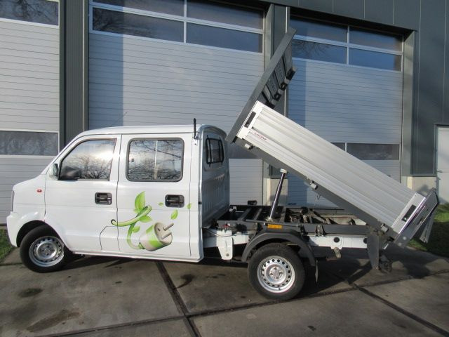 DFSK Cityhopper 3-Z. Kipper Dubbelcabine Elektrisch - Kipper Transporter, Transporter mit Doppelkabine: das Bild 2 DFSK Cityhopper 3-Z. Kipper Dubbelcabine Elektrisch - Kipper Transporter, Transporter mit Doppelkabine: das Bild 2