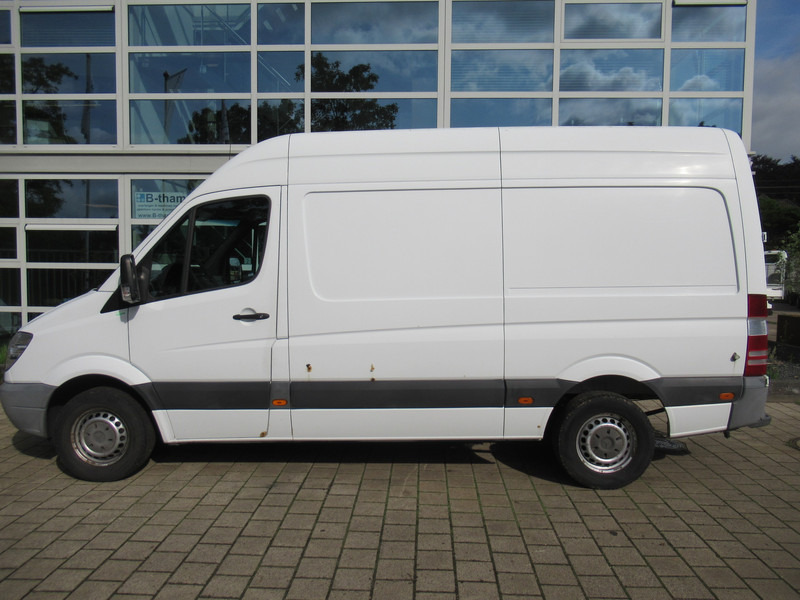 Mercedes-Benz Sprinter 313 2.2 CDI 366 L2H2 AIRCO - Klima - Kastenwagen: das Bild 4 Mercedes-Benz Sprinter 313 2.2 CDI 366 L2H2 AIRCO - Klima - Kastenwagen: das Bild 4