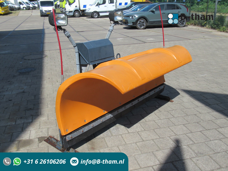 NIDO SNK 21 EPZ 180 12V 210CM Sneeuwploeg Schneepflug Snowplow - Schneepflug: das Bild 1 NIDO SNK 21 EPZ 180 12V 210CM Sneeuwploeg Schneepflug Snowplow - Schneepflug: das Bild 1