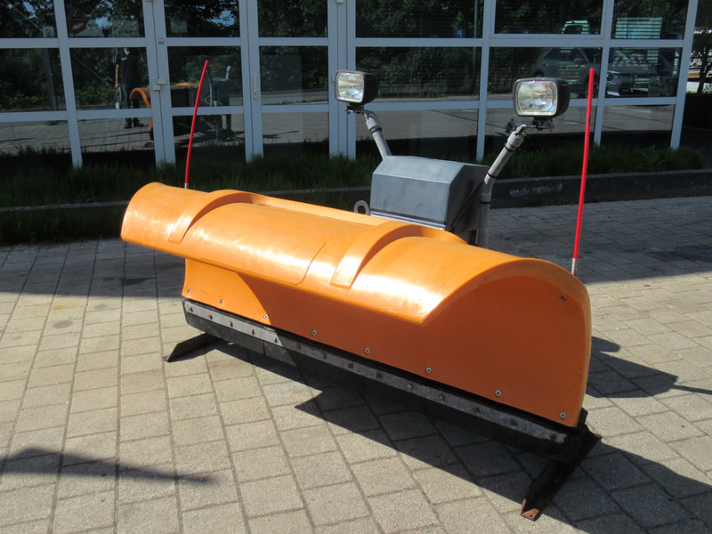 NIDO SNK 21 EPZ 180 12V 210CM Sneeuwploeg Schneepflug Snowplow - Schneepflug: das Bild 4 NIDO SNK 21 EPZ 180 12V 210CM Sneeuwploeg Schneepflug Snowplow - Schneepflug: das Bild 4