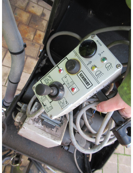 NIDO SNK 210 EPZ 12V HYDRO 240 cm Schneepflug, Snowplow, Sneeuwploeg - Schneeräumfahrzeug: das Bild 5 NIDO SNK 210 EPZ 12V HYDRO 240 cm Schneepflug, Snowplow, Sneeuwploeg - Schneeräumfahrzeug: das Bild 5