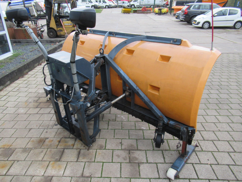 NIDO SNK 240-R EPZ 24V 270CM Schneepflug Snow Plow Sneeuwploeg - Schneeräumfahrzeug: das Bild 4 NIDO SNK 240-R EPZ 24V 270CM Schneepflug Snow Plow Sneeuwploeg - Schneeräumfahrzeug: das Bild 4