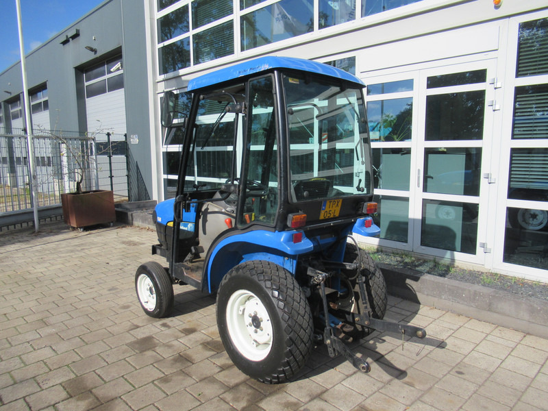 New Holland TC21D 4WD 4x4 Cabine Verwarming - Traktor: das Bild 3 New Holland TC21D 4WD 4x4 Cabine Verwarming - Traktor: das Bild 3
