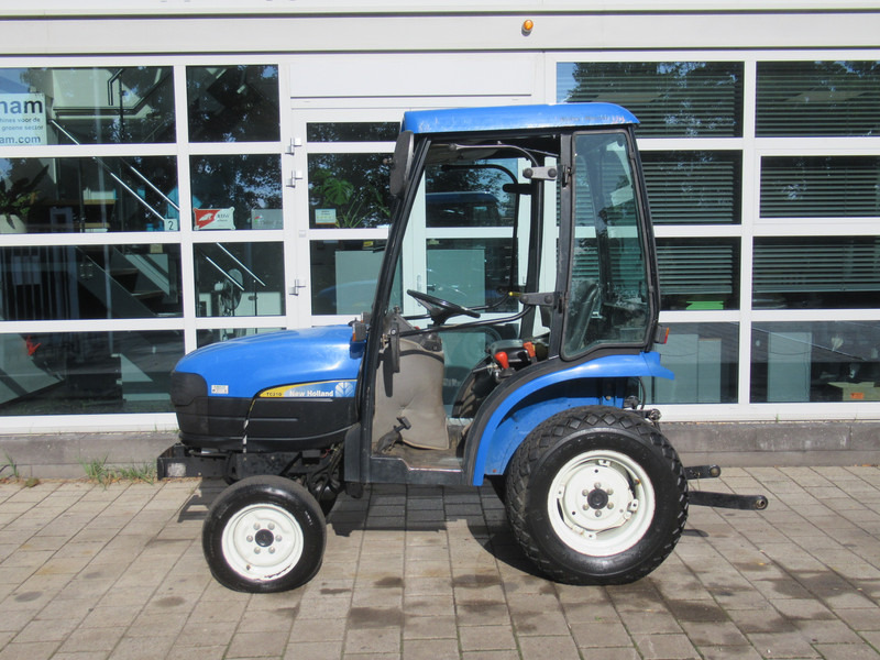 New Holland TC21D 4WD 4x4 Cabine Verwarming - Traktor: das Bild 2 New Holland TC21D 4WD 4x4 Cabine Verwarming - Traktor: das Bild 2