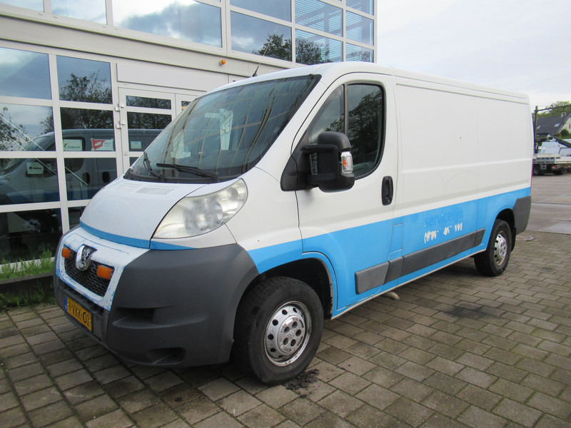 Peugeot Boxer 333 2.2 HDI 88KW L2H1 - Kleintransporter: das Bild 2 Peugeot Boxer 333 2.2 HDI 88KW L2H1 - Kleintransporter: das Bild 2