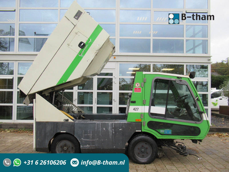 TENNANT HMF 214 Veegmachine, DEFECT / FOR PARTS - Kehrmaschine: das Bild 1 TENNANT HMF 214 Veegmachine, DEFECT / FOR PARTS - Kehrmaschine: das Bild 1
