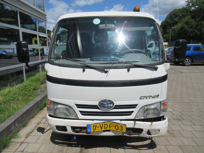 Toyota Dyna 100 3.0 D-4D 80KW Comfort, Kipper VV - Kipper Transporter: das Bild 2 Toyota Dyna 100 3.0 D-4D 80KW Comfort, Kipper VV - Kipper Transporter: das Bild 2