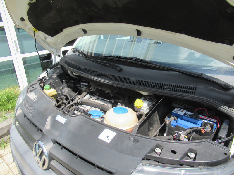 Pritsche Transporter, Transporter mit Doppelkabine Volkswagen Transporter T5 2.0i 85KW CNG - Benzine L2H1 DOKA Dubbelcabine: das Bild 13